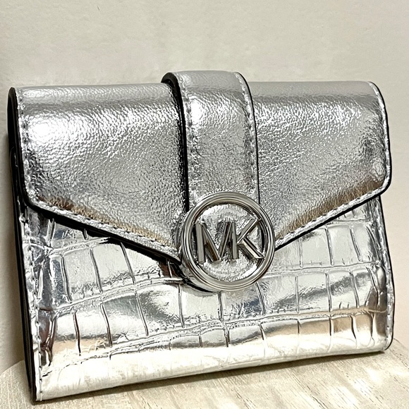 Michael Kors : Silver Metallic Crocodile Embossed Tri-Fold Envelope Wallet | NWT - Picture 3 of 6